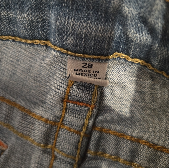 Sold - Picture 3 of 3